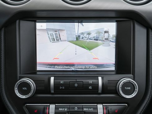 Used 2020 Ford Mustang Premium image 15