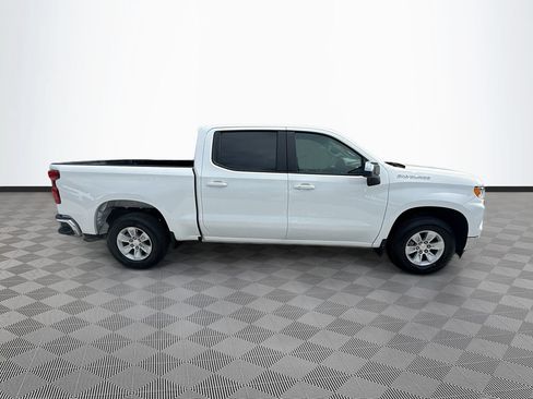 Used 2025 Chevrolet Silverado 1500 LT RWD image 9