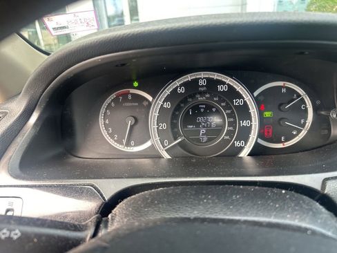 Used 2016 Honda Accord LX image 15