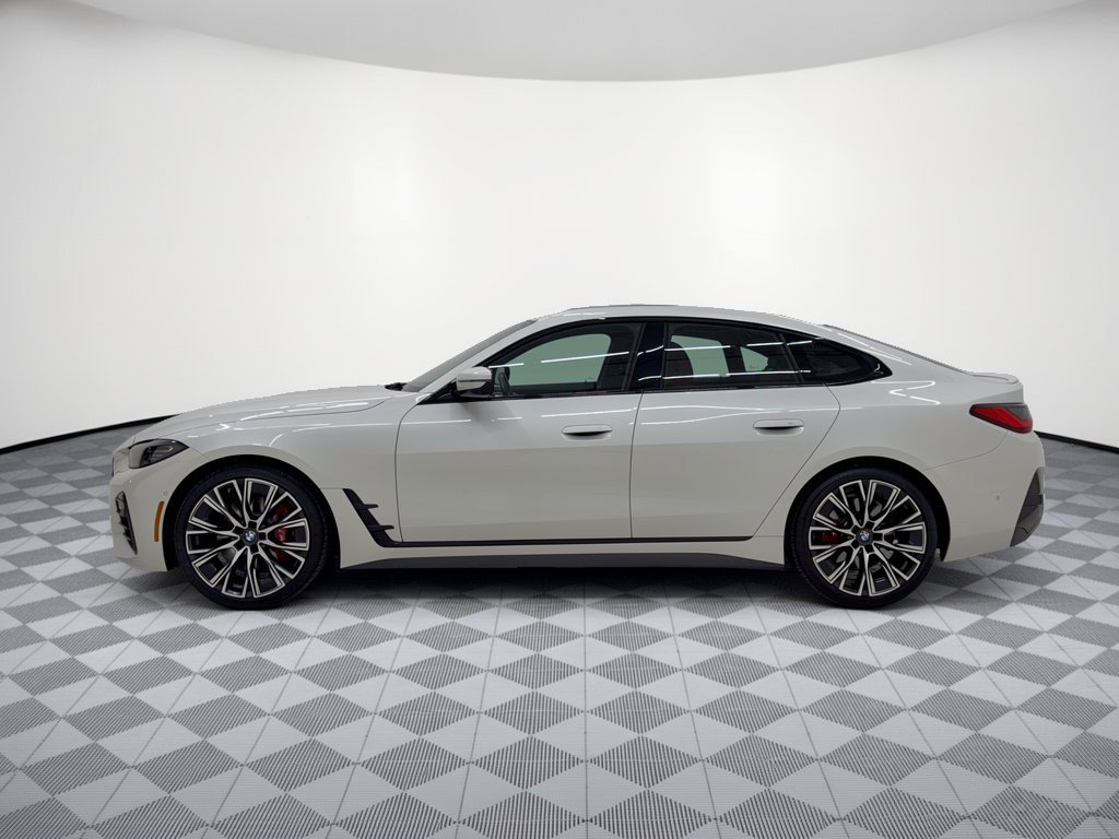 Used 2022 BMW 430i Gran Coupe w/ M Sport Package RWD image 2