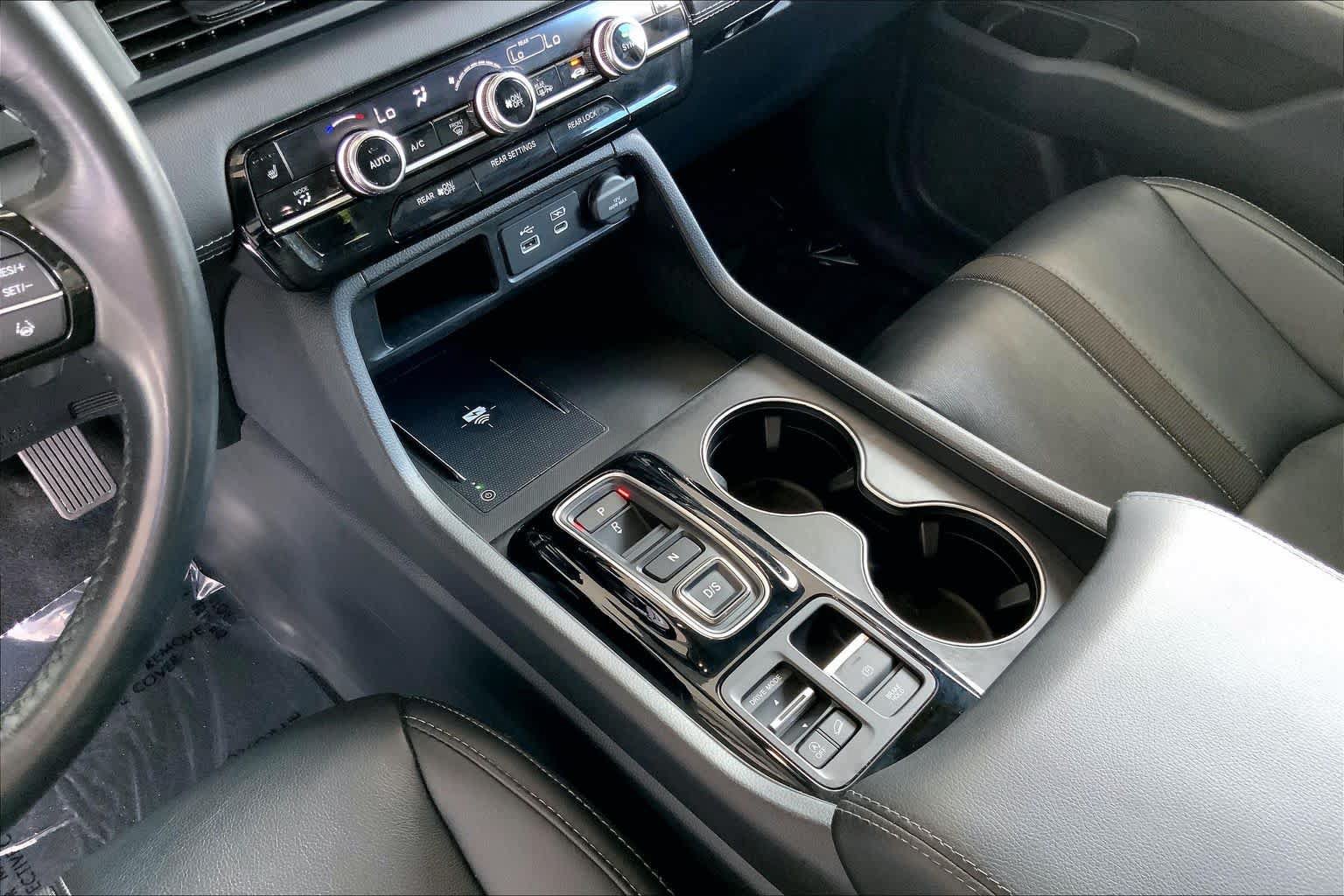 Used 2025 Honda Pilot EX-L image 17
