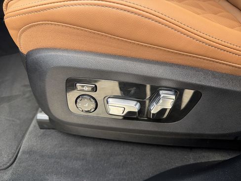Used 2026 BMW X5 xDrive40i AWD/4WD image 15