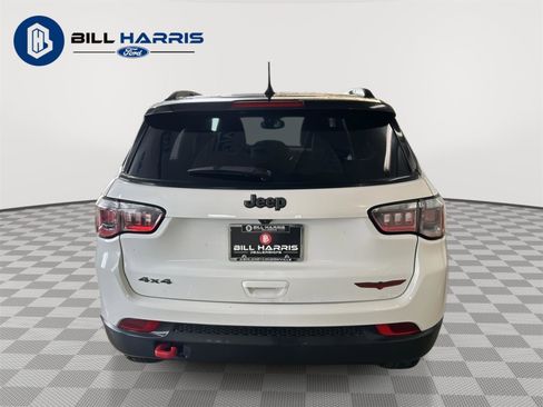 Used 2023 Jeep Compass Trailhawk w/ Trailhawk Convenience Group image 6