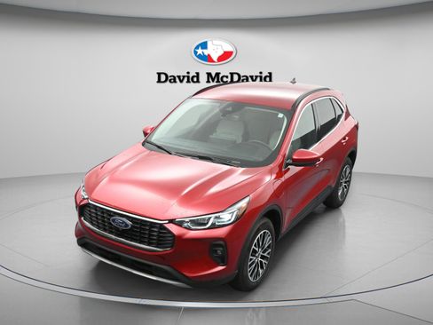 Used 2025 Ford Escape SE w/ PHEV Premium Package FWD image 36