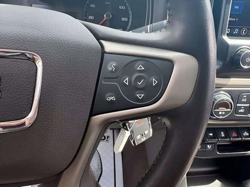 Used 2022 GMC Canyon Denali AWD/4WD image 8