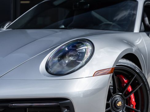 Certified 2022 Porsche 911 Carrera 4 GTS AWD/4WD image 18