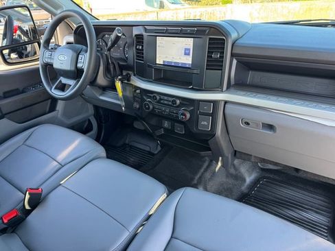 Used 2024 Ford F350 XL RWD image 25