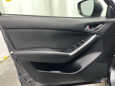 Used 2016 MAZDA CX-5 Touring image 9