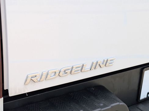 Certified 2023 Honda Ridgeline Black Edition image 27