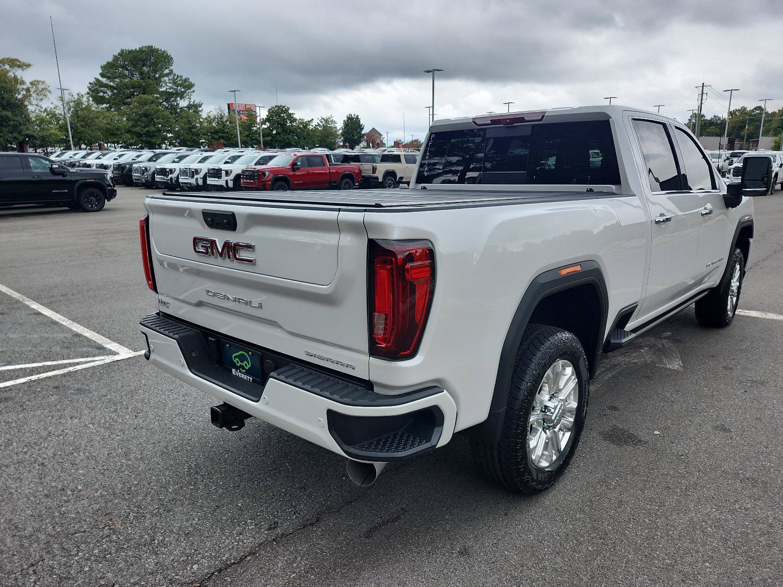 Certified 2023 GMC Sierra 2500 Denali w/ Denali Ultimate Package AWD/4WD image 3
