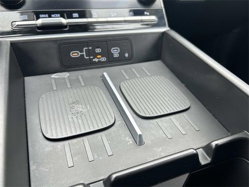 Used 2024 Hyundai Santa Fe SEL image 29