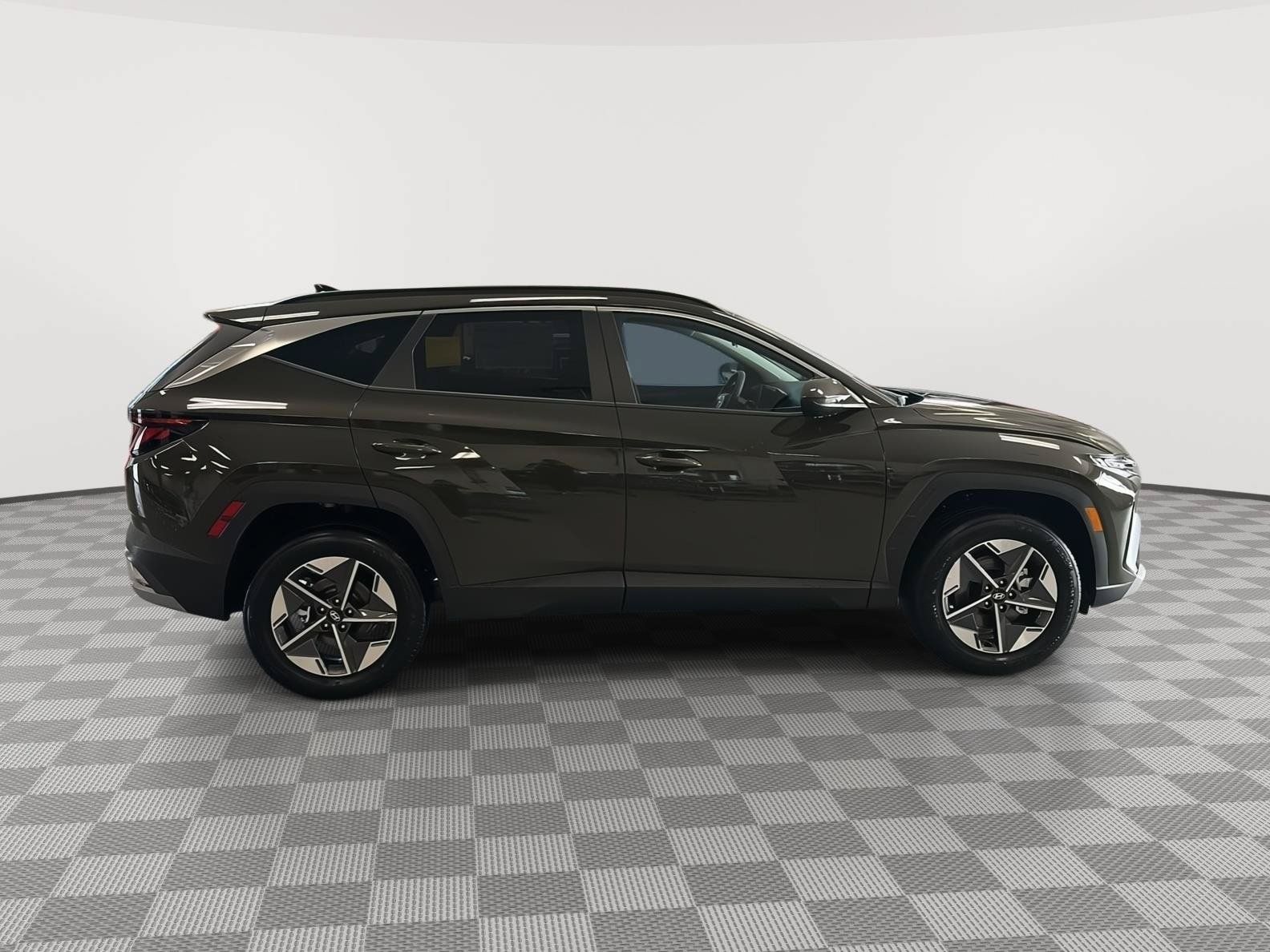 Used 2026 Hyundai Tucson SEL Plus AWD/4WD image 4