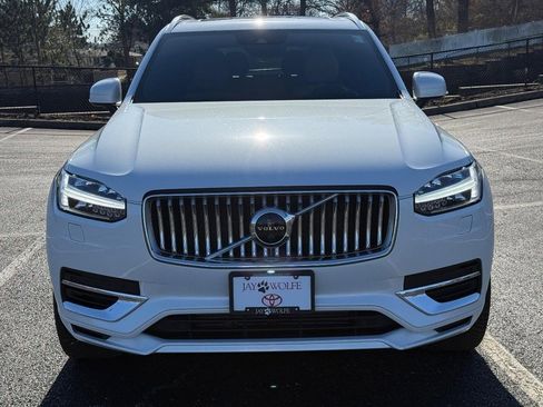 Used 2021 Volvo XC90 T8 Inscription w/ Lounge Package image 9