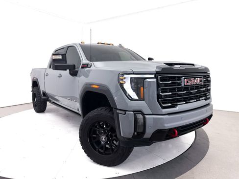 Used 2024 GMC Sierra 2500 AT4 w/ AT4 Premium Plus Package AWD/4WD image 1