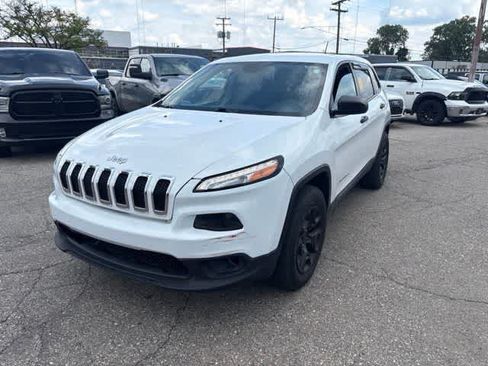 Used 2015 Jeep Cherokee Sport AWD/4WD image 2