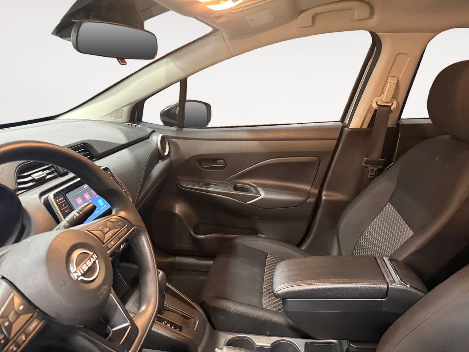 Used 2023 Nissan Versa S w/ Trunk Package FWD image 10