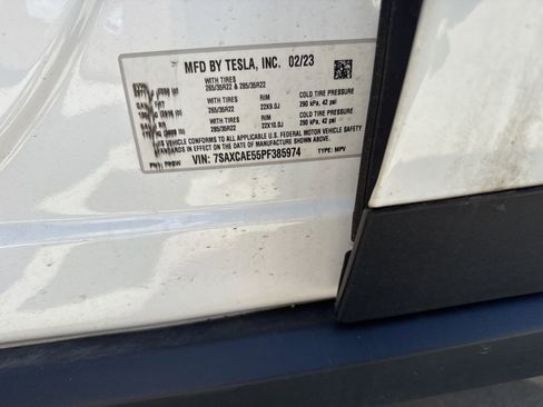 Used 2023 Tesla Model X AWD/4WD image 11