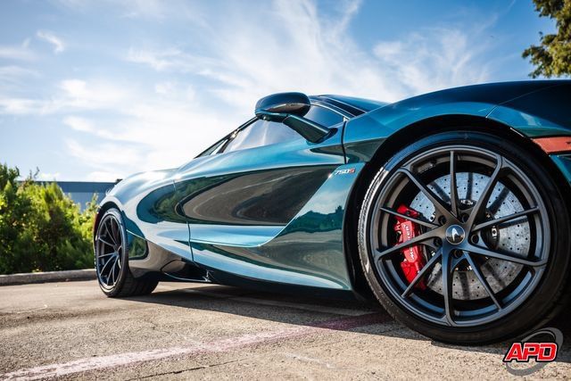 Used 2024 McLaren 750S Spider RWD image 37
