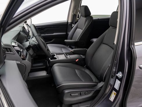 New 2026 Honda Odyssey Elite image 15