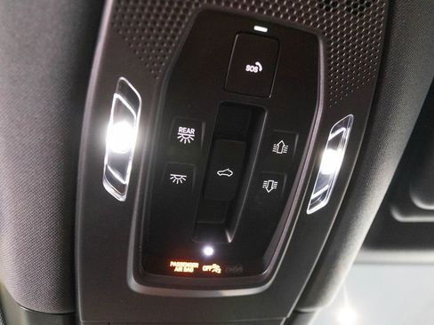 Certified 2024 Porsche Cayenne AWD/4WD image 27