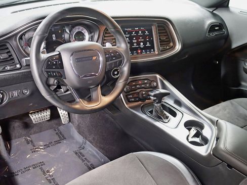 Used 2018 Dodge Challenger T/A image 15