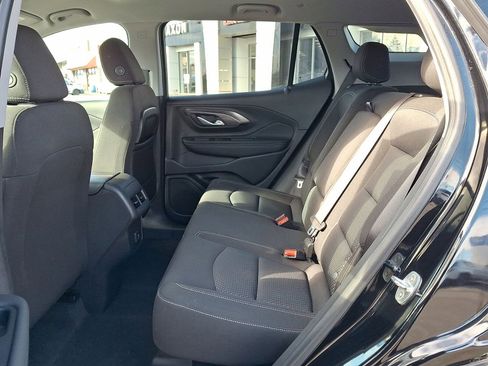 Used 2022 GMC Terrain SLE image 24