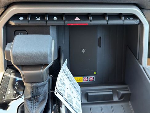 New 2026 Toyota Tundra Limited AWD/4WD image 20