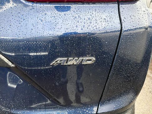 Used 2018 Honda CR-V LX image 8