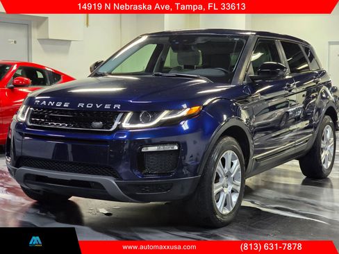 Used 2018 Land Rover Range Rover Evoque SE image 5