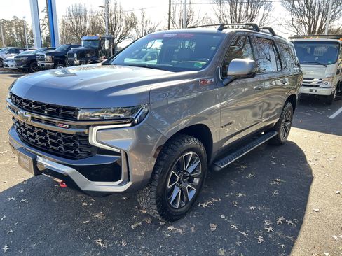 Used 2021 Chevrolet Tahoe Z71 w/ Z71 Signature Package image 5