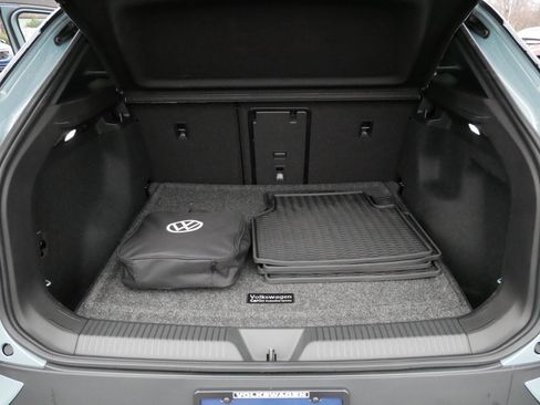 Certified 2025 Volkswagen ID.4 Pro S Plus image 18