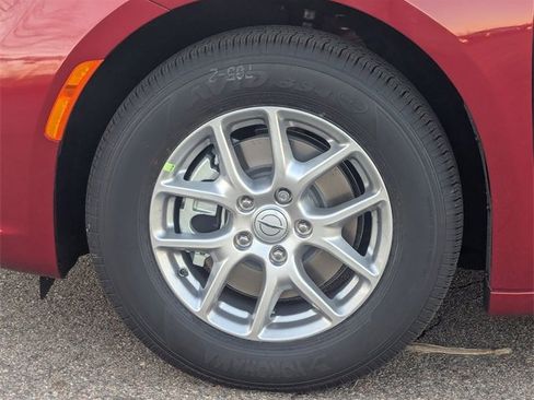 New 2026 Chrysler Pacifica Select image 10