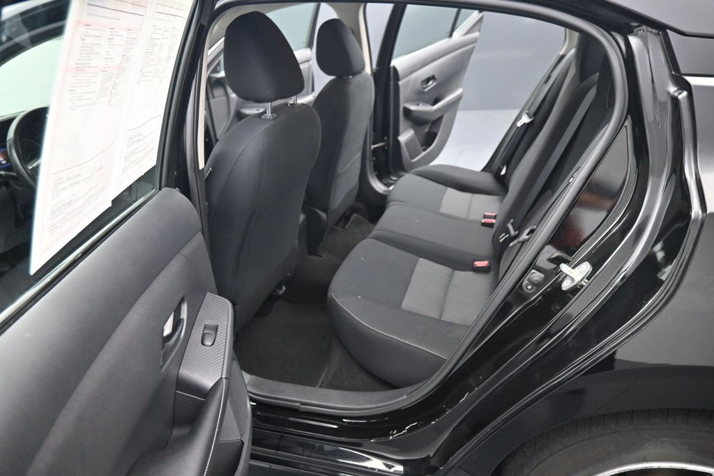 Used 2024 Nissan Sentra SV w/ All-Weather Package FWD image 16
