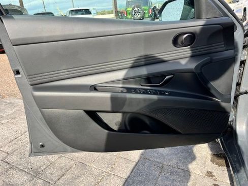 New 2026 Hyundai Elantra SEL Sport Premium FWD image 16