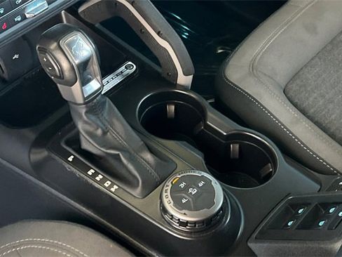 Used 2022 Ford Bronco Outer Banks image 24