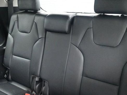 Used 2024 Kia Telluride LX image 8