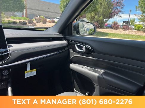 New 2026 Jeep Compass Latitude AWD/4WD image 29