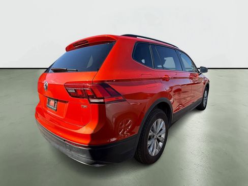 Used 2018 Volkswagen Tiguan S image 4