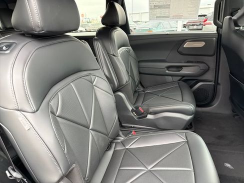 New 2027 Kia Telluride EX FWD image 22