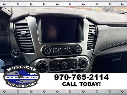 Used 2020 Chevrolet Suburban Premier AWD/4WD image 19