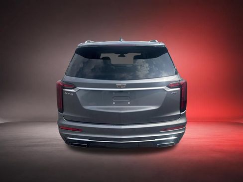 Certified 2020 Cadillac XT6 Premium Luxury FWD image 4