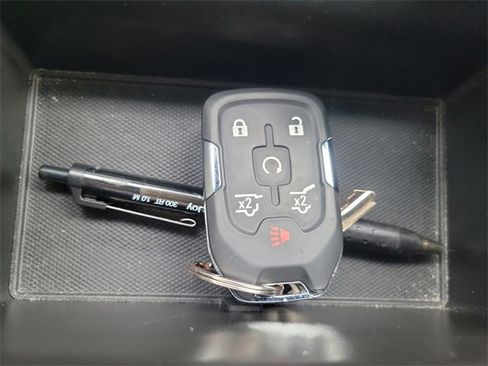 Used 2020 GMC Yukon XL SLT w/ Open Road Package image 21