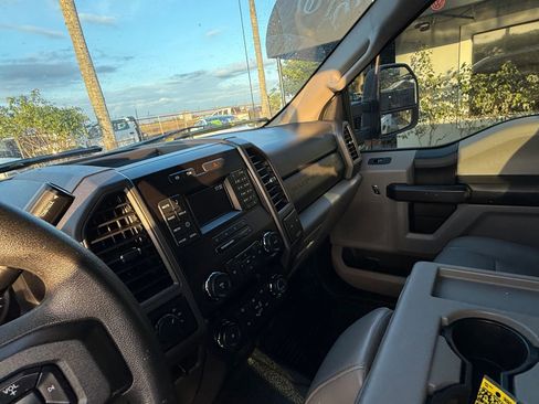 Used 2019 Ford F450 XL w/ Power Equipment Group image 13
