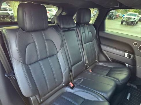 Used 2014 Land Rover Range Rover Sport HSE image 31