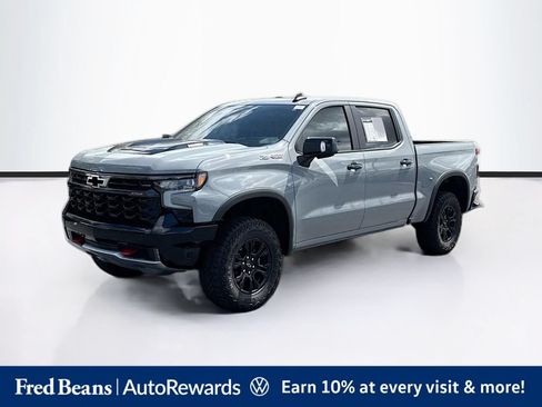Used 2024 Chevrolet Silverado 1500 ZR2 w/ Technology Package AWD/4WD image 3