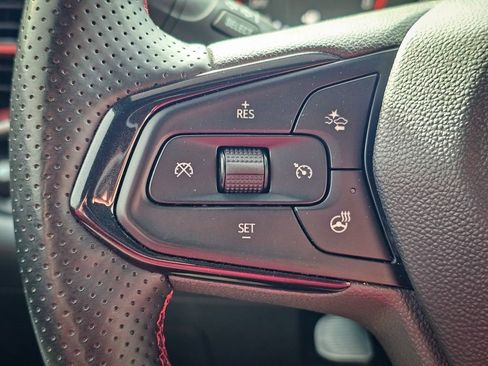 Certified 2024 Chevrolet Trax RS w/ Driver Confidence Package image 18