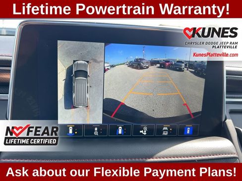 Used 2024 Chevrolet Suburban RST image 30