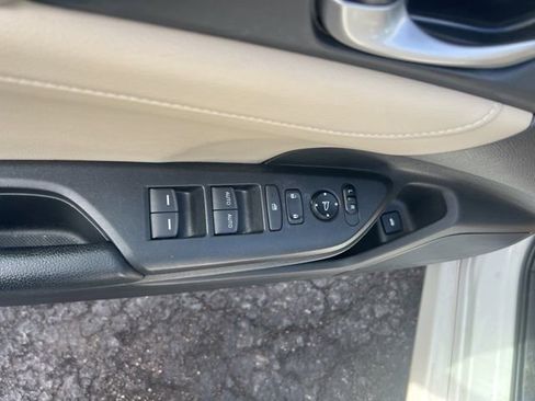 Certified 2017 Honda Civic EX-L image 6