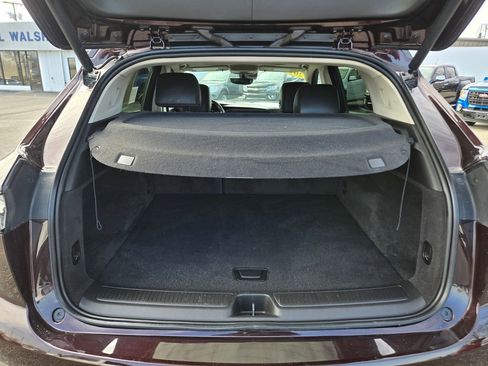 Used 2022 Buick Envision Avenir w/ Technology Package II image 36