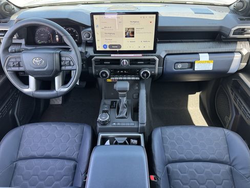 New 2026 Toyota 4Runner 4WD image 4